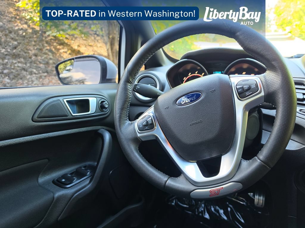 Used 2015 Ford Fiesta ST FWD image 12