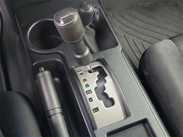 Used 2014 Toyota FJ Cruiser 4WD image 29