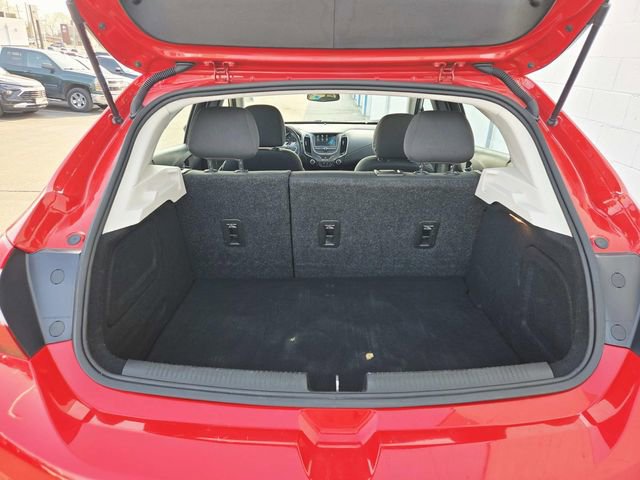 Used 2018 Chevrolet Cruze LT w/ Convenience Package image 10