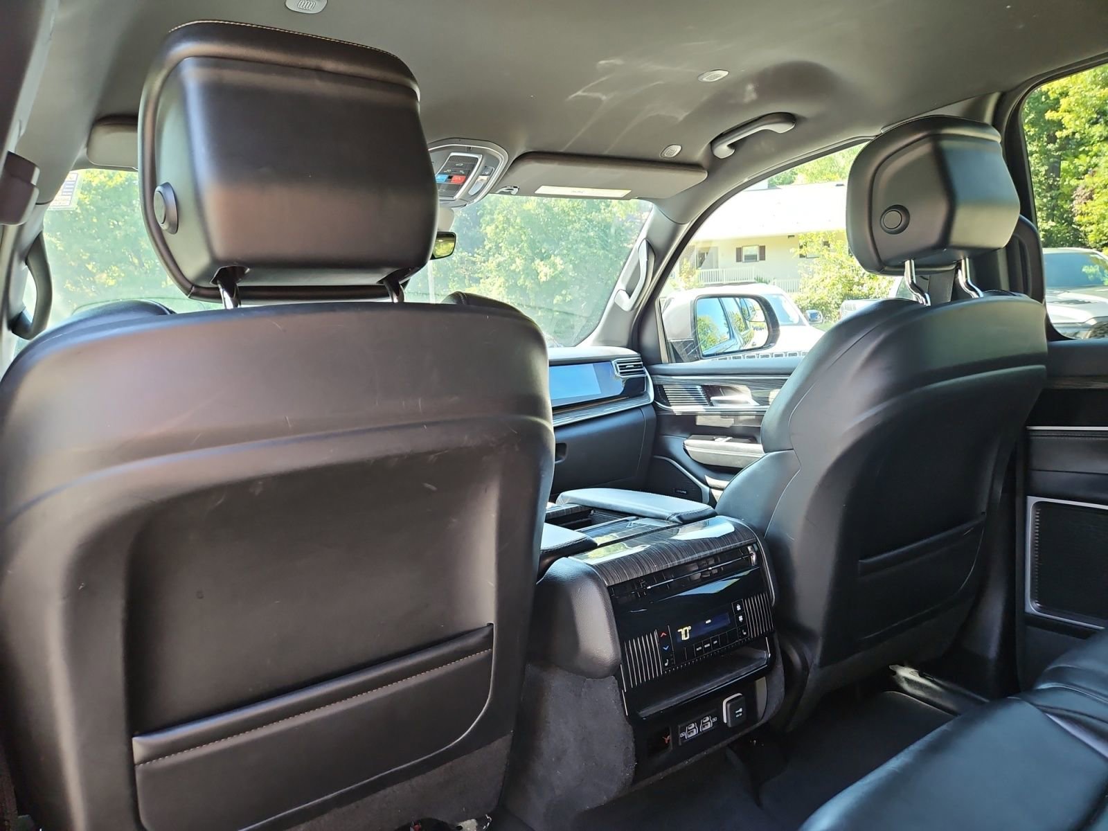 Used 2022 Jeep Wagoneer Series III image 21