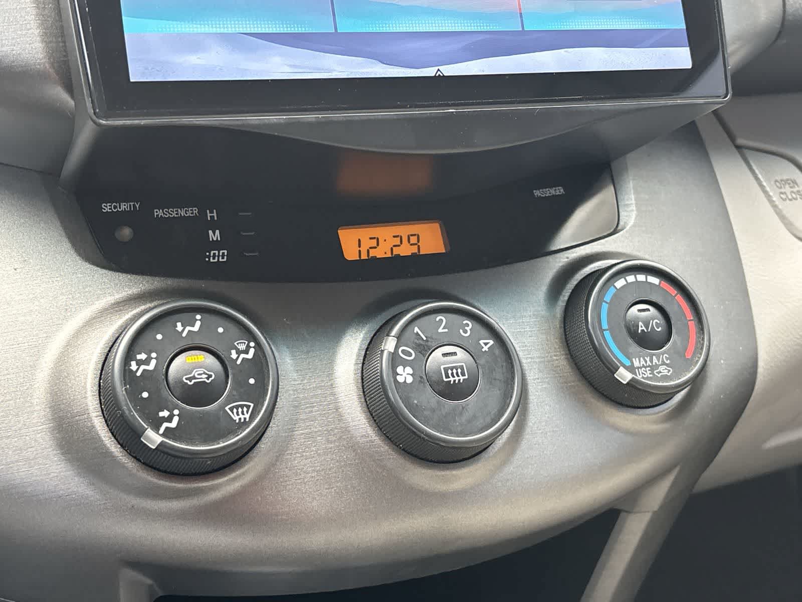 Used 2011 Toyota RAV4 2WD w/ Base L4 Extra Value Pkg image 20