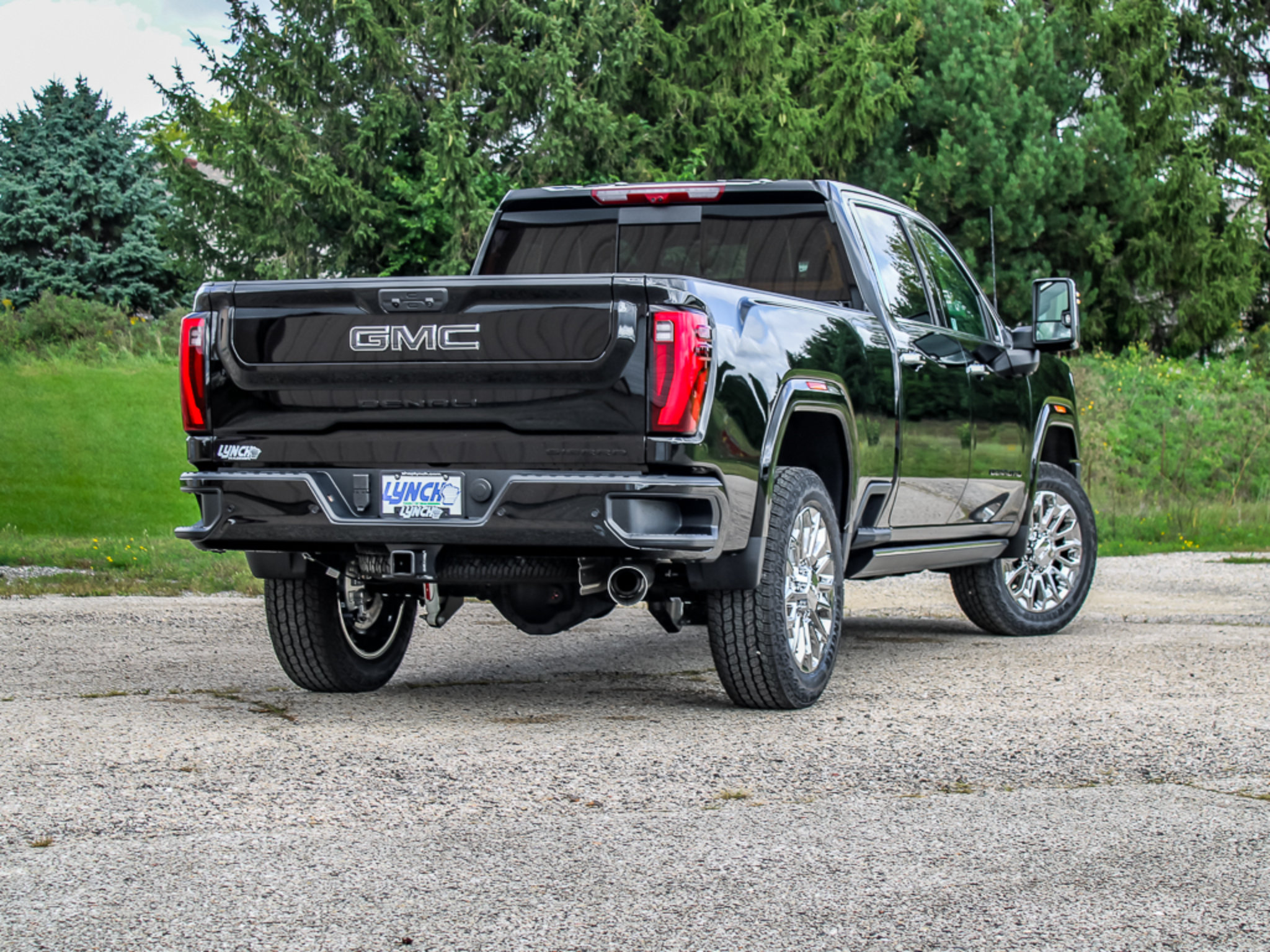 New 2026 GMC Sierra 2500 Denali Ultimate w/ LPO, Black Badging Package AWD/4WD image 12