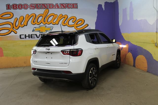 Used 2023 Jeep Compass Limited w/ Sun and Sound Group AWD/4WD image 8