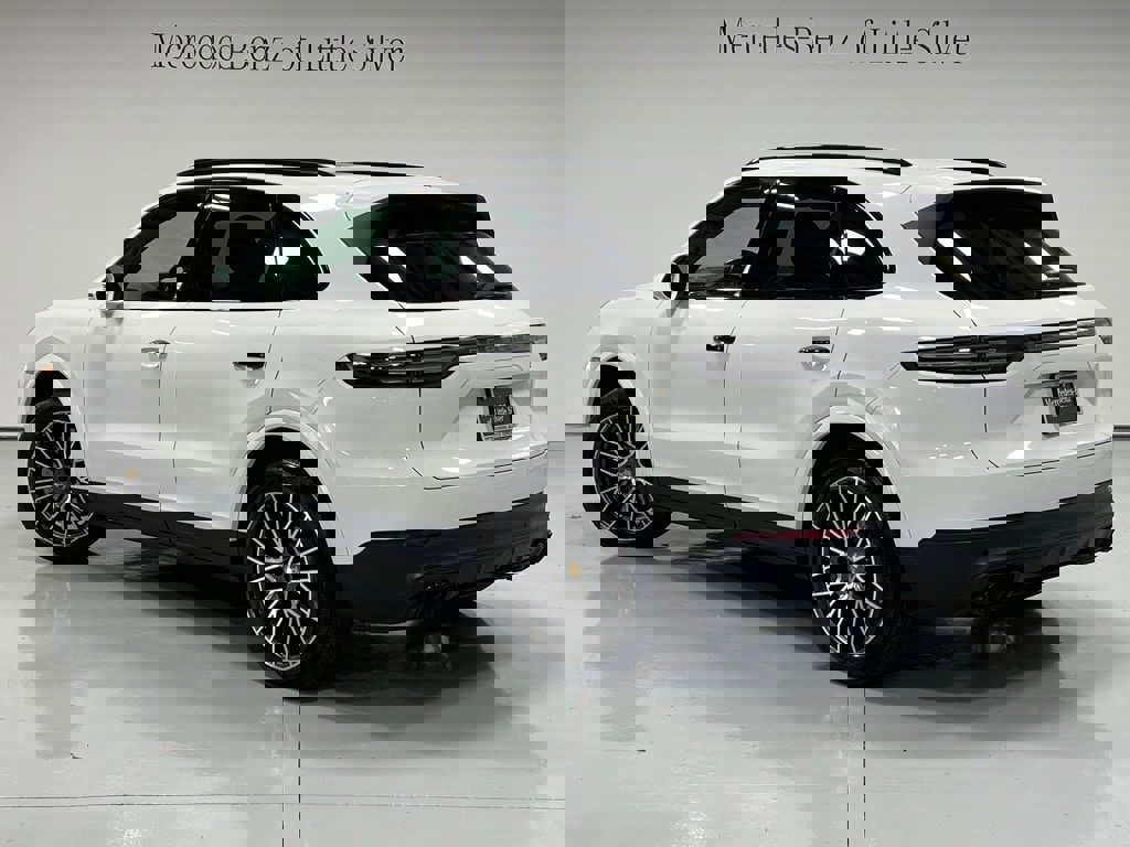 Used 2022 Porsche Cayenne S image 3