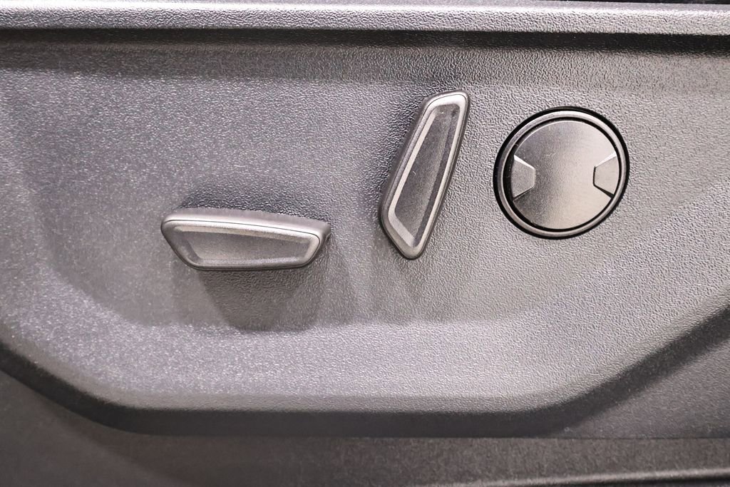 New 2026 Ford F350 Lariat AWD/4WD image 13