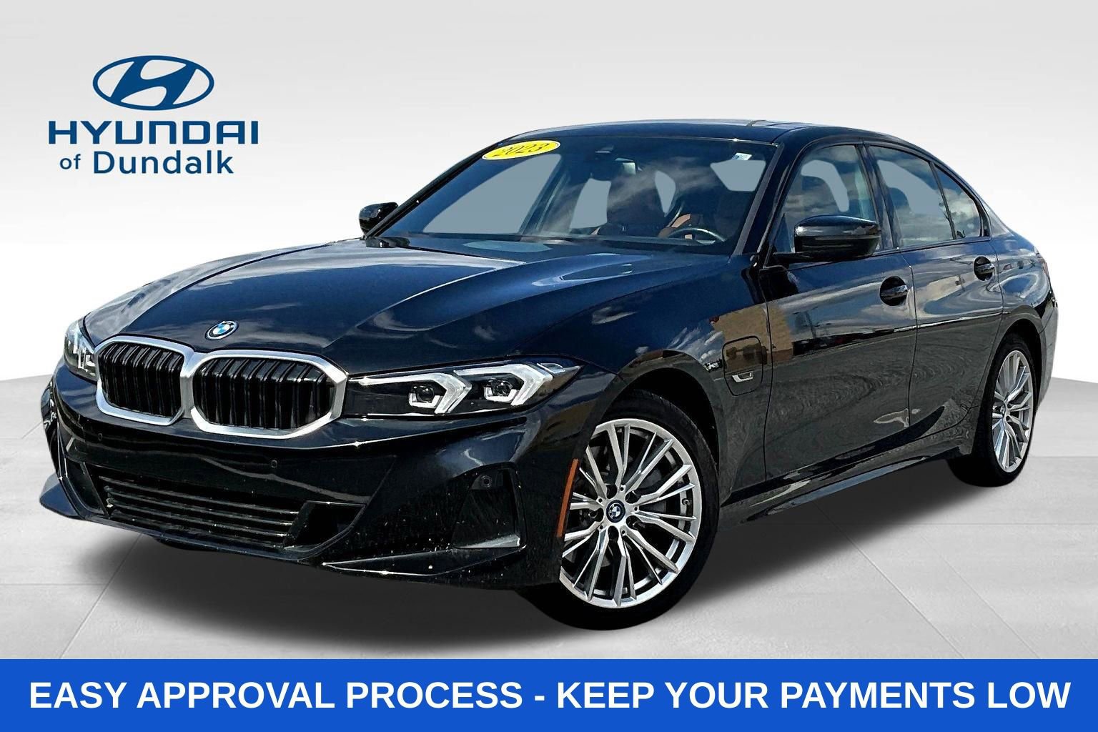 Used 2023 BMW 330e xDrive w/ Driving Assistance Package AWD/4WD image 1