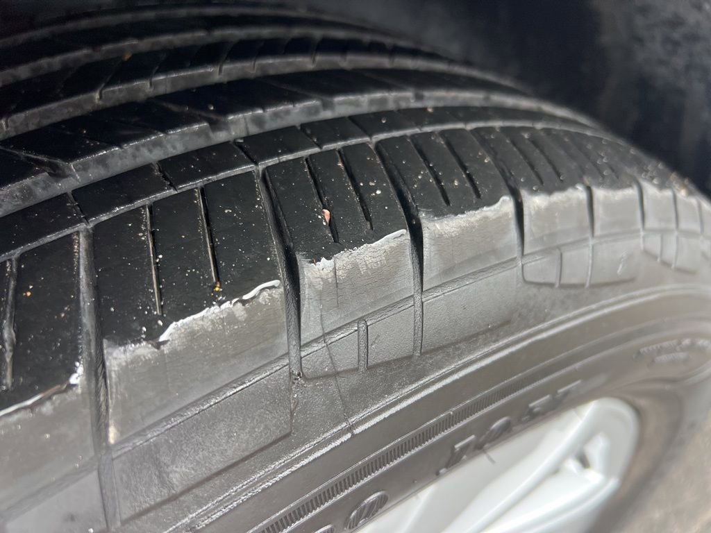 Used 2023 Volkswagen Atlas Cross Sport SE image 8