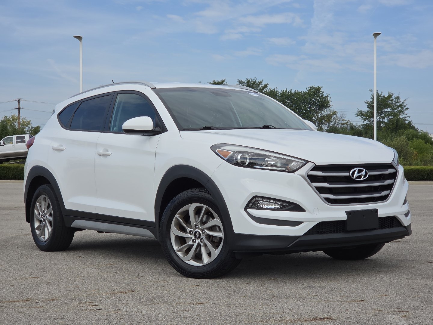 Used 2017 Hyundai Tucson SE w/ SE Popular Package 02