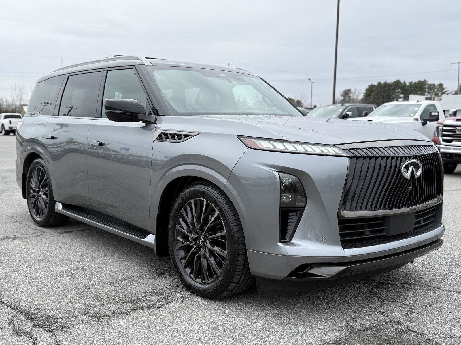 Used 2025 INFINITI QX80 Autograph w/ Autograph Exterior Package image 3