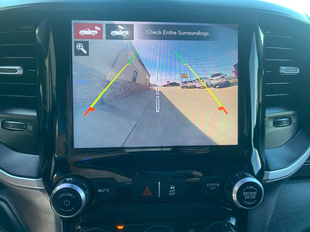 Used 2019 RAM 3500 Lone Star image 32