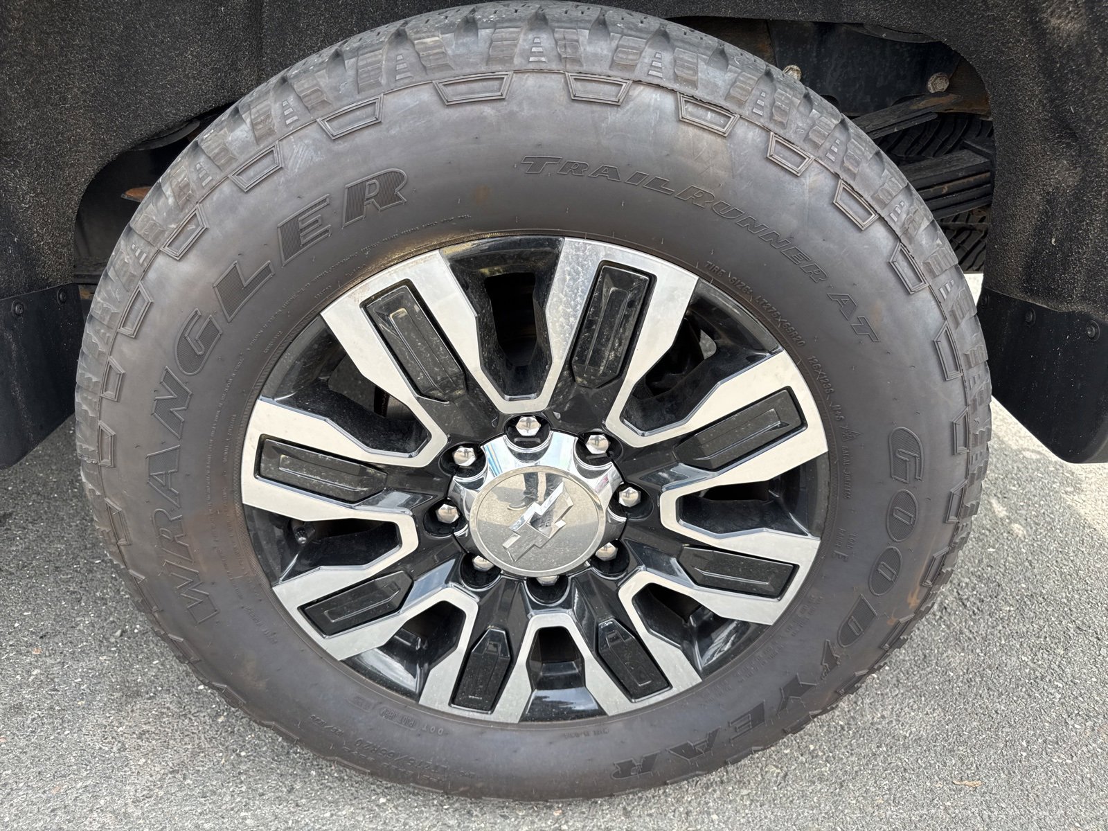 Used 2022 Chevrolet Silverado 3500 High Country image 9