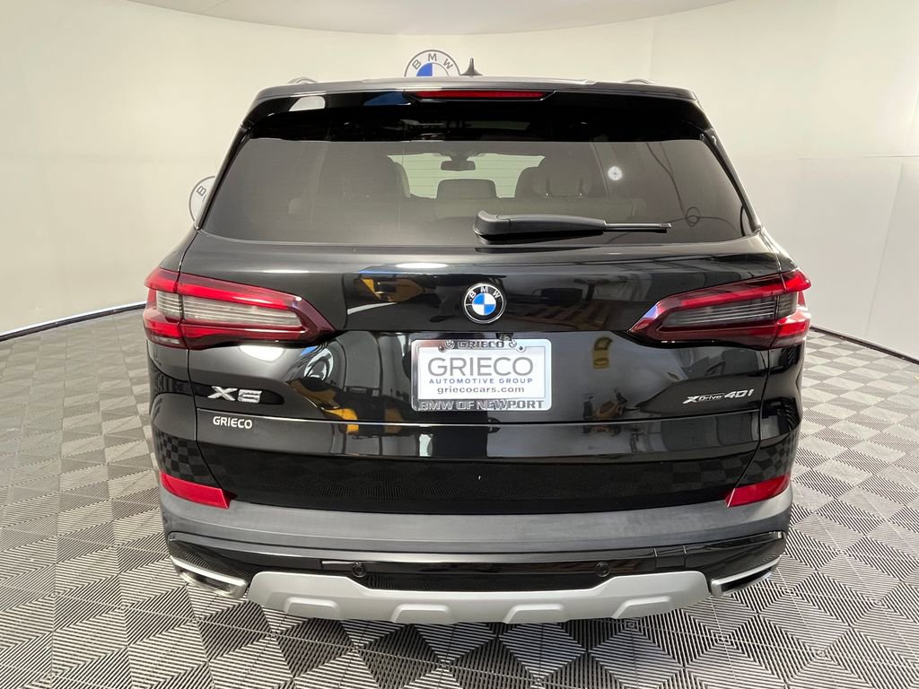 Used 2022 BMW X5 xDrive40i w/ Premium Package image 11
