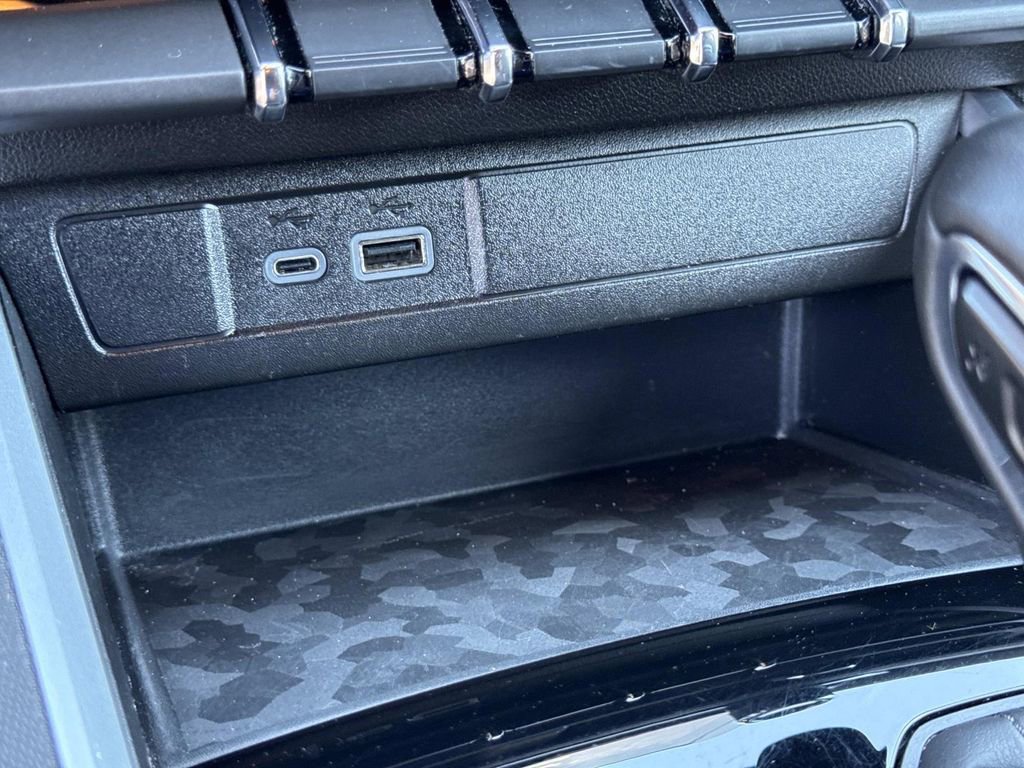 Used 2023 Chevrolet Colorado LT w/ LT Convenience Package RWD image 24