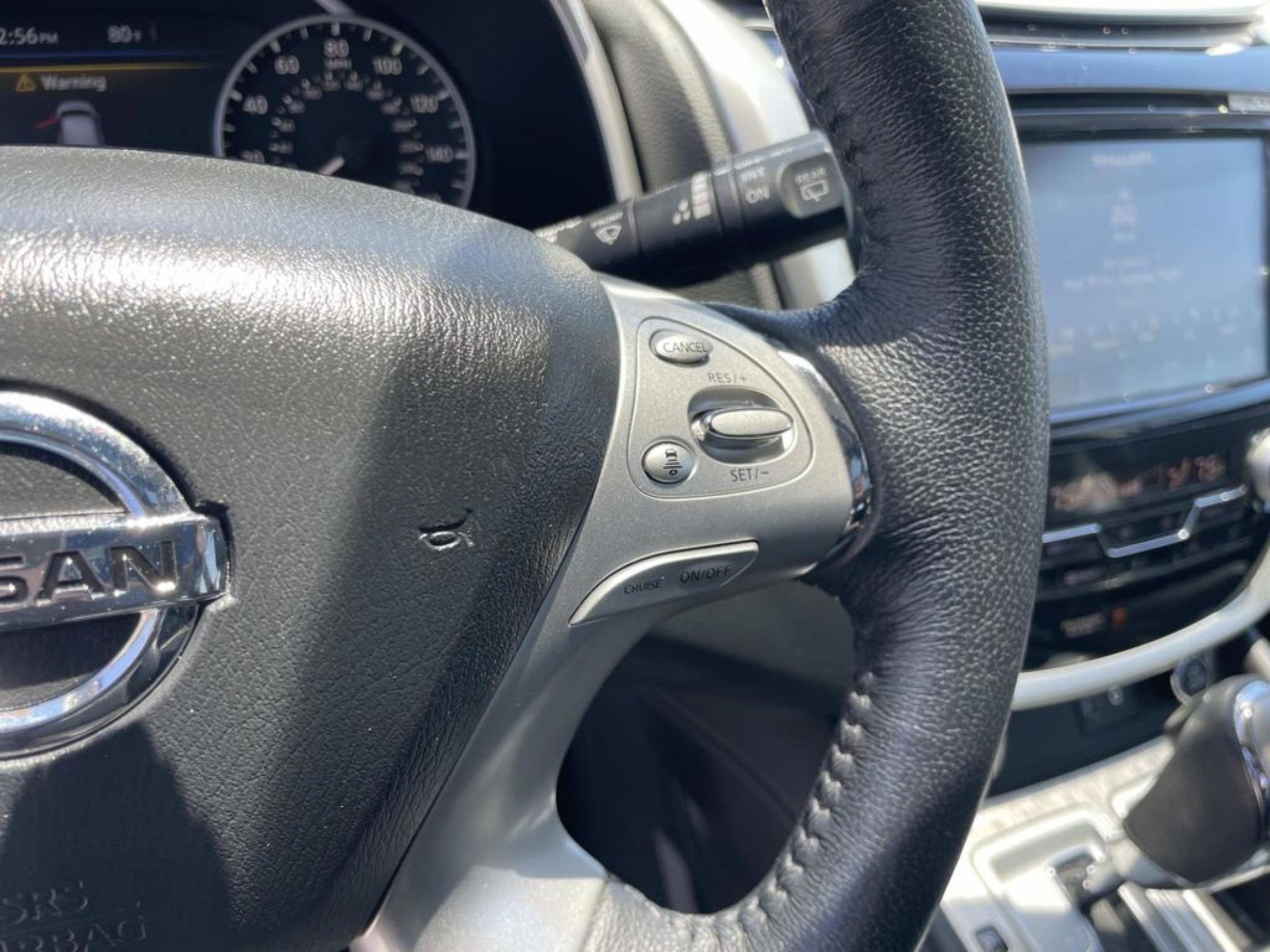 Used 2018 Nissan Murano Platinum w/ Cargo Package FWD image 26