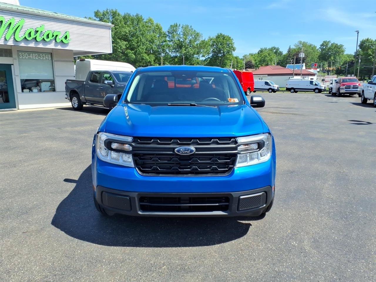Used 2022 Ford Maverick XL FWD image 2