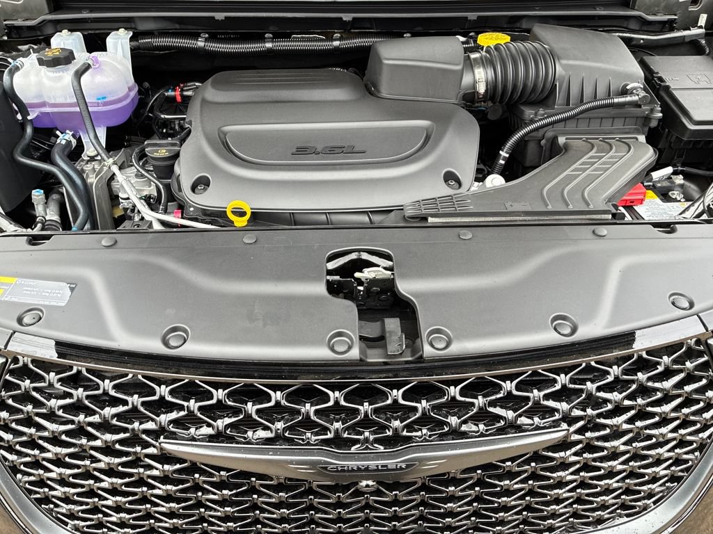 New 2026 Chrysler Pacifica Select AWD/4WD image 23