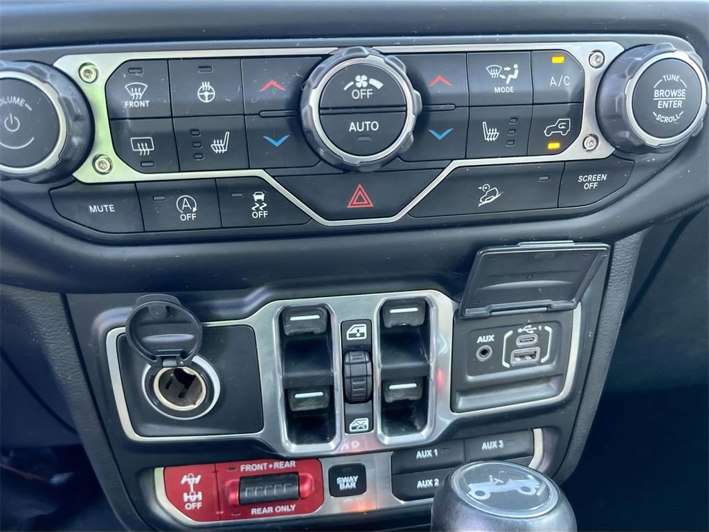 Used 2018 Jeep Wrangler Unlimited Rubicon AWD/4WD image 16