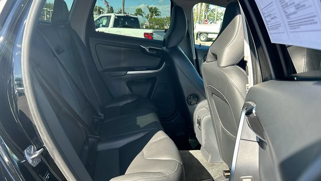 Used 2015 Volvo XC60 T5 Platinum w/ Protection Package FWD image 13