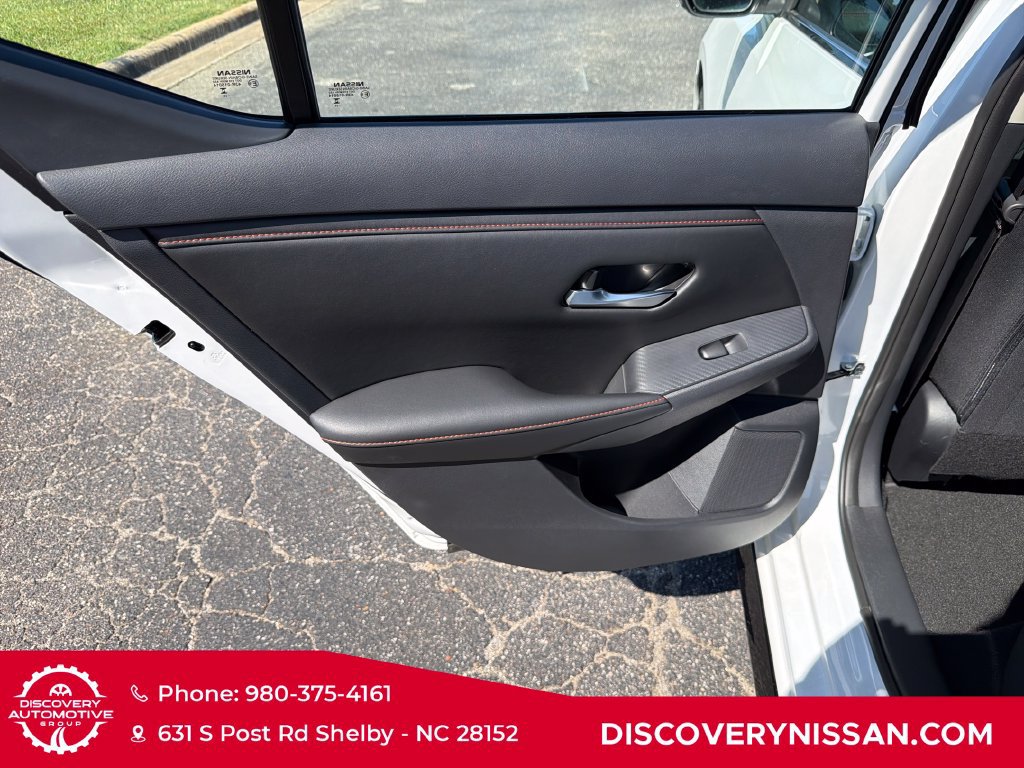 Certified 2025 Nissan Sentra SR w/ Midnight Edition FWD image 27