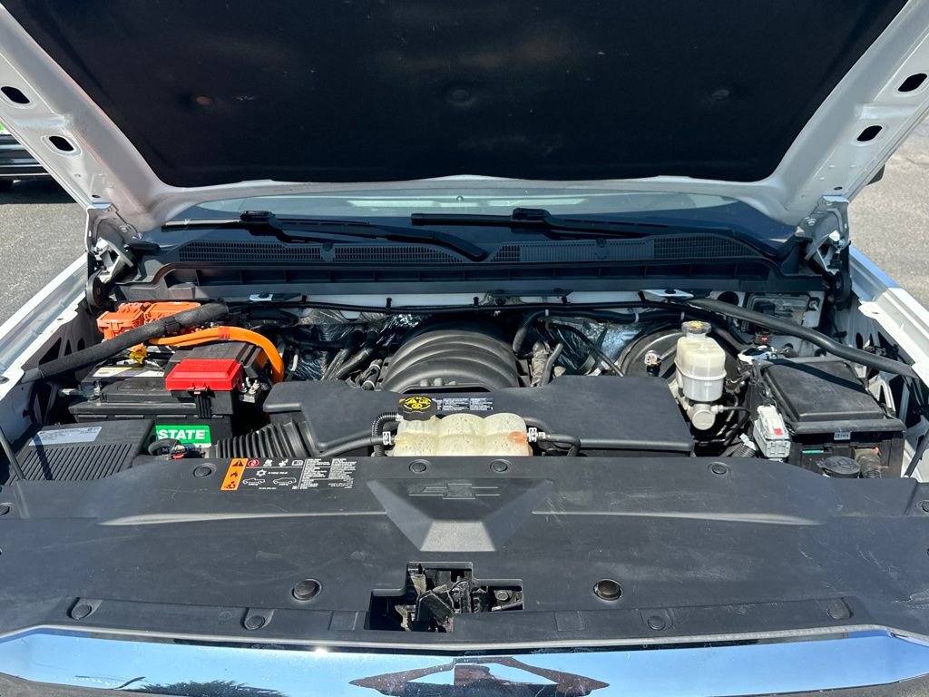 Used 2018 Chevrolet Silverado 1500 LT w/ LT Eassist Package image 12