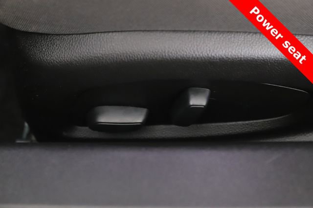 Used 2021 Chevrolet Camaro LT w/ Technology Package image 18