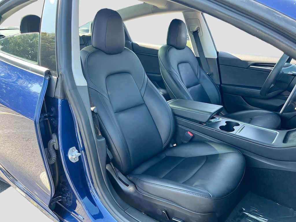 Used 2023 Tesla Model 3 Standard Range RWD image 26