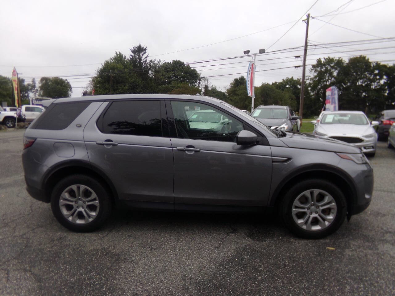 Used 2020 Land Rover Discovery Sport S image 6
