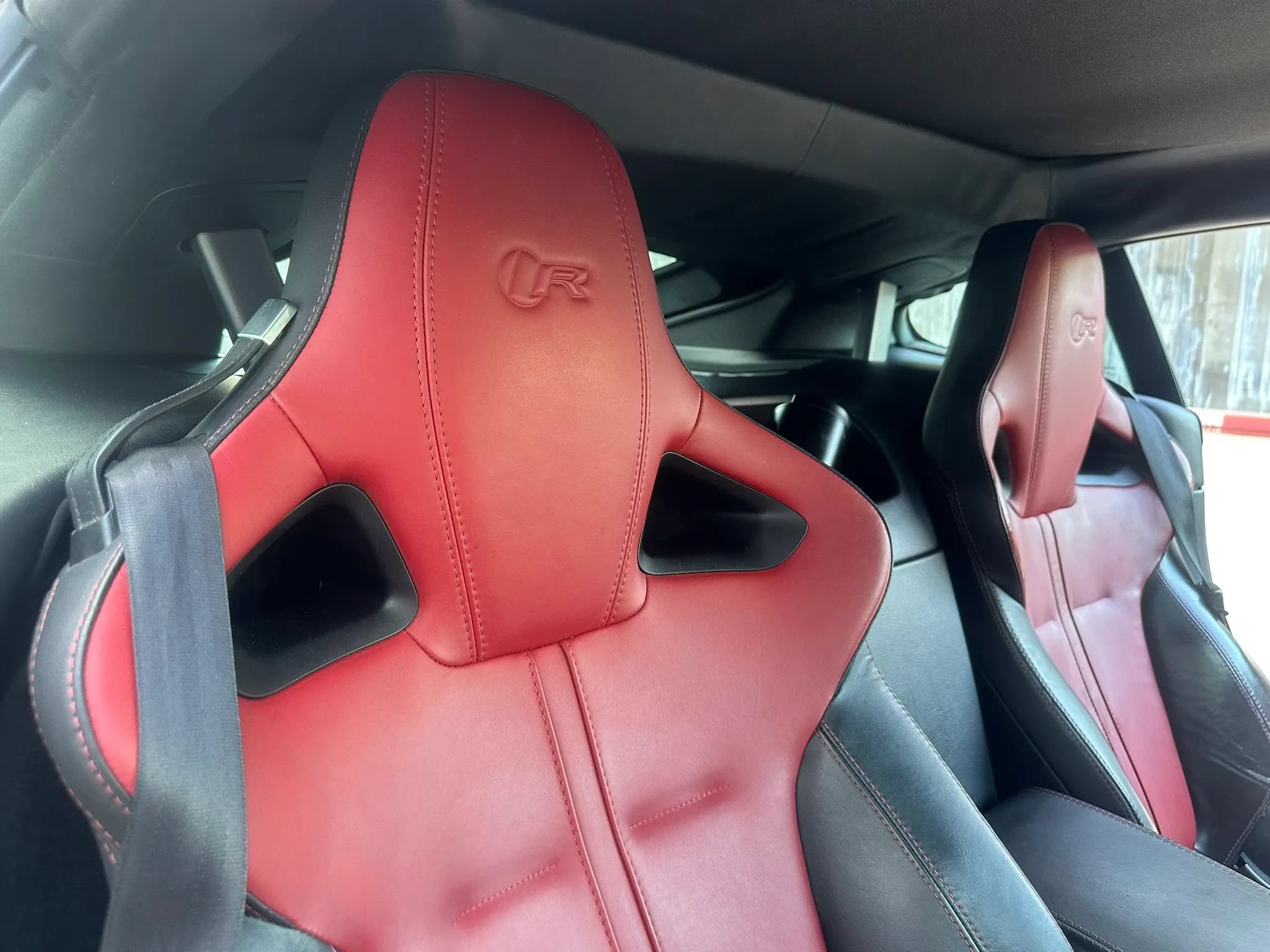 Used 2015 Jaguar F-TYPE R RWD image 22