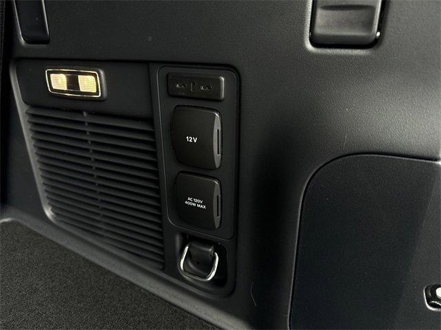 New 2025 Lincoln Navigator Reserve w/ Jet Appearance Package image 16