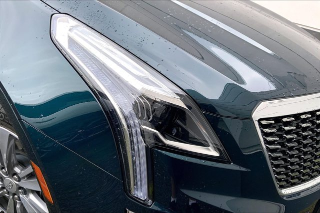 Used 2025 Cadillac XT5 Premium Luxury AWD/4WD image 28