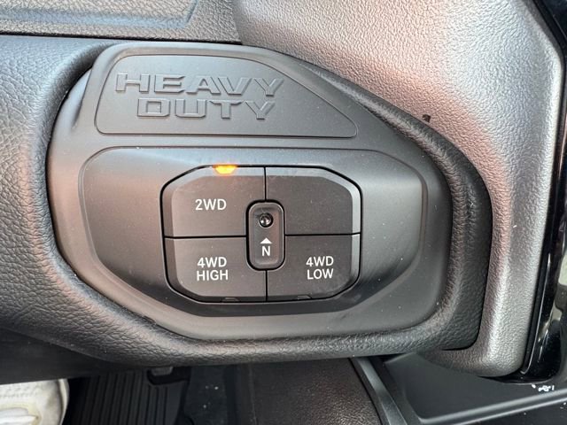 New 2026 RAM 2500 Big Horn AWD/4WD image 33