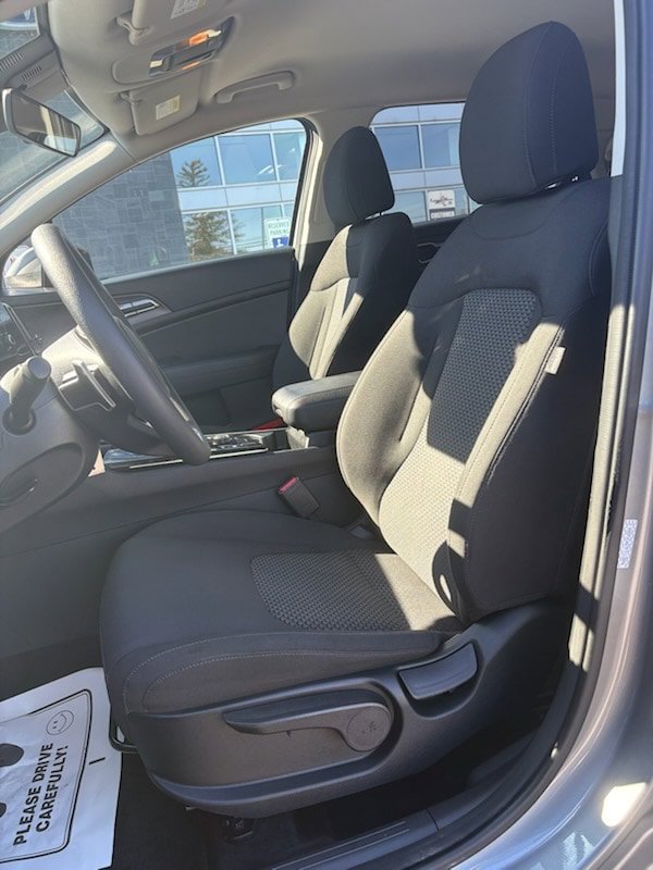 Used 2023 Kia Sportage LX image 14