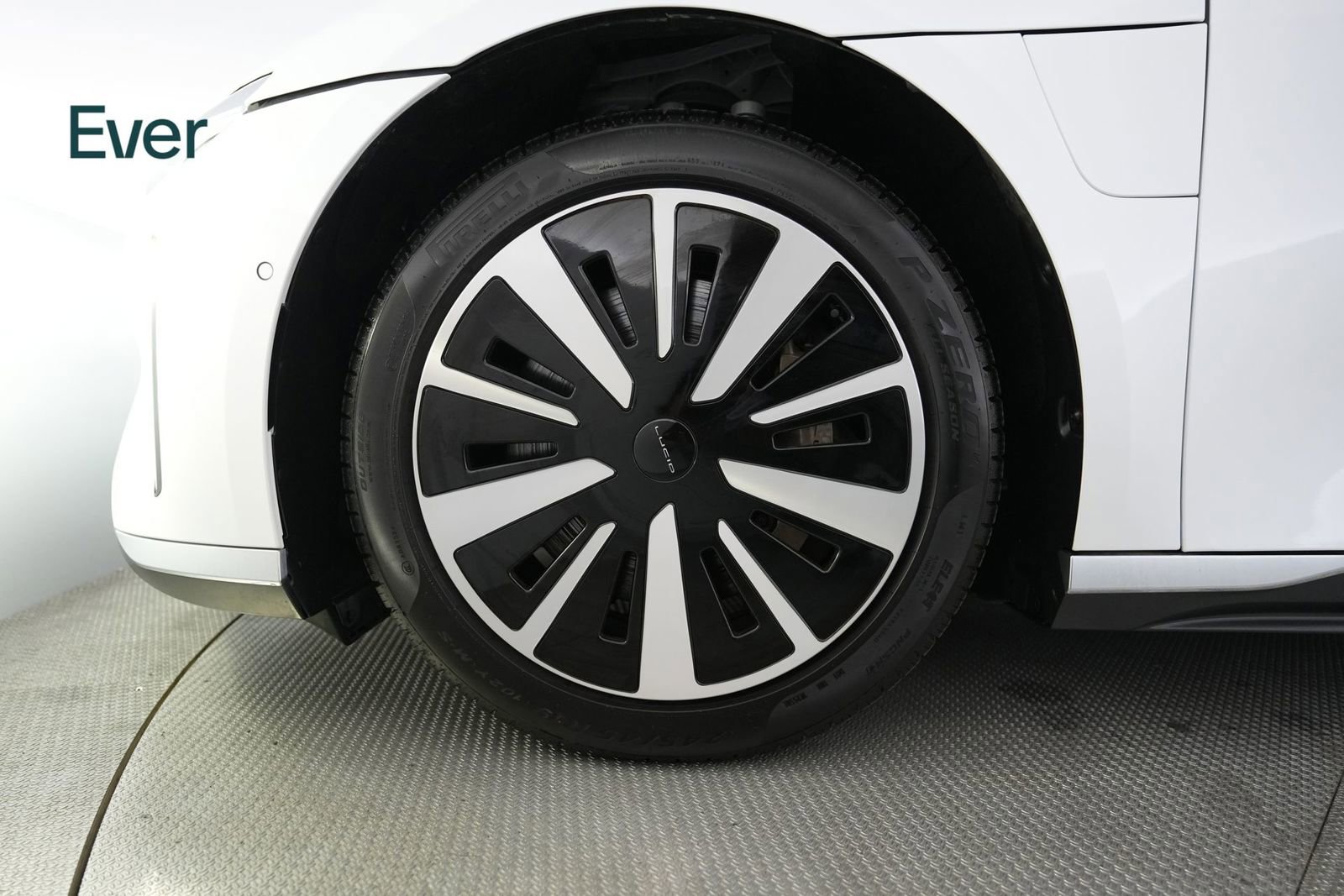 Used 2023 Lucid Air Pure AWD/4WD image 19