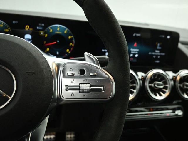 Used 2022 Mercedes-Benz GLA 35 AMG 4MATIC image 17