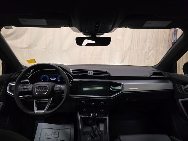 Certified 2024 Audi Q3 2.0T Premium w/ Convenience Package image 31