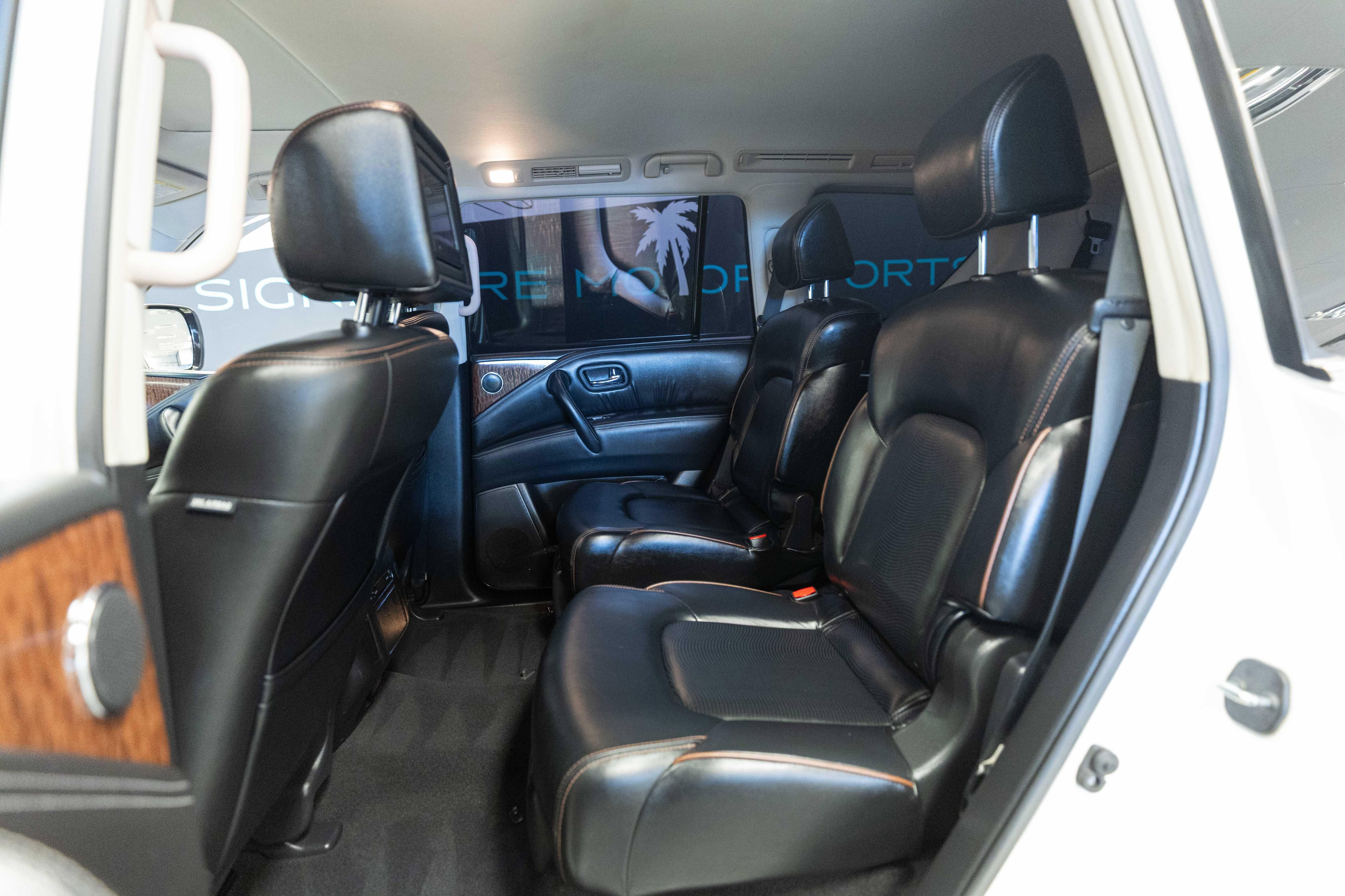 Used 2017 Nissan Armada Platinum w/ Captain Seat Package RWD image 12