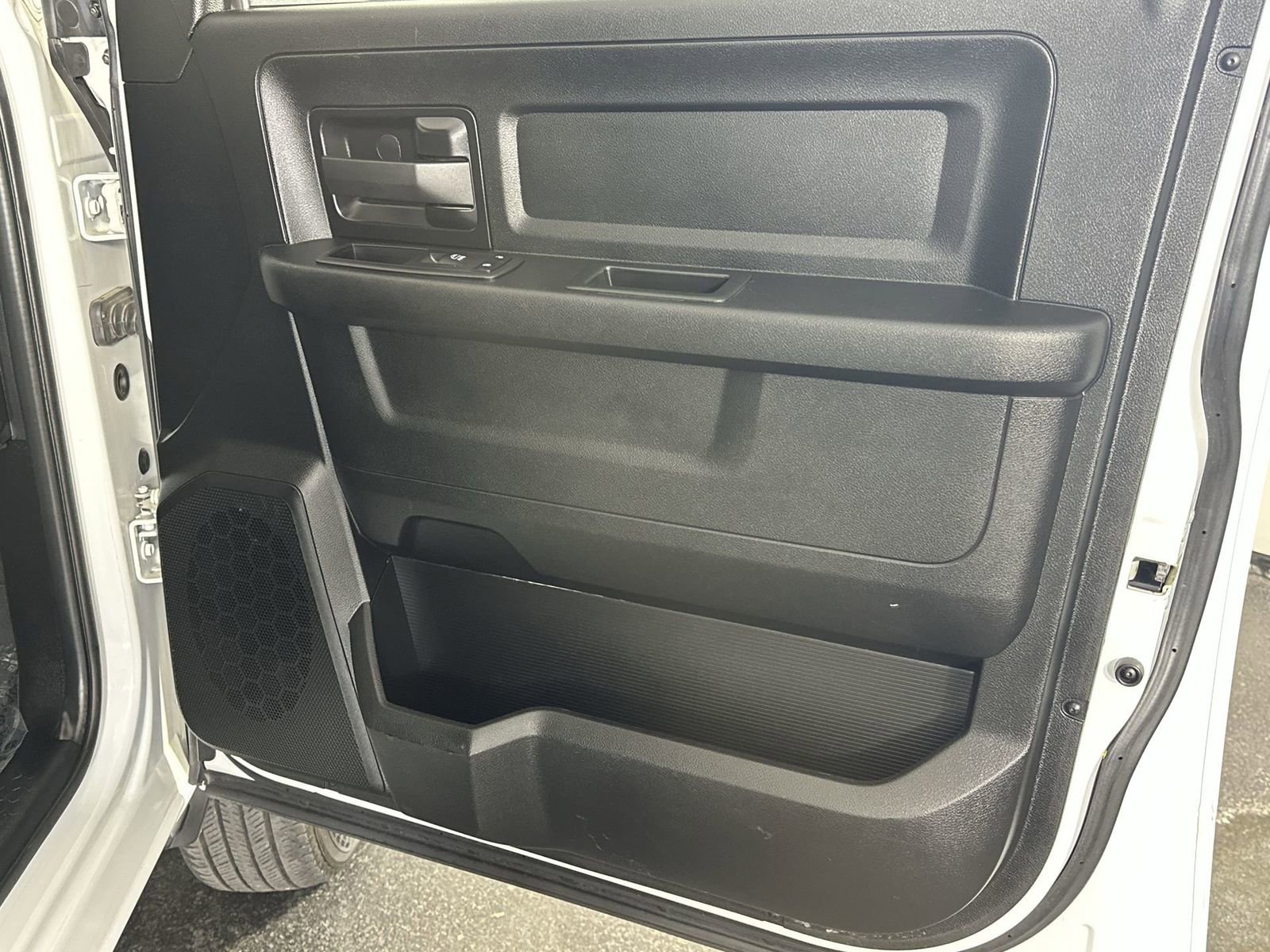 Used 2023 RAM 3500 Tradesman image 34