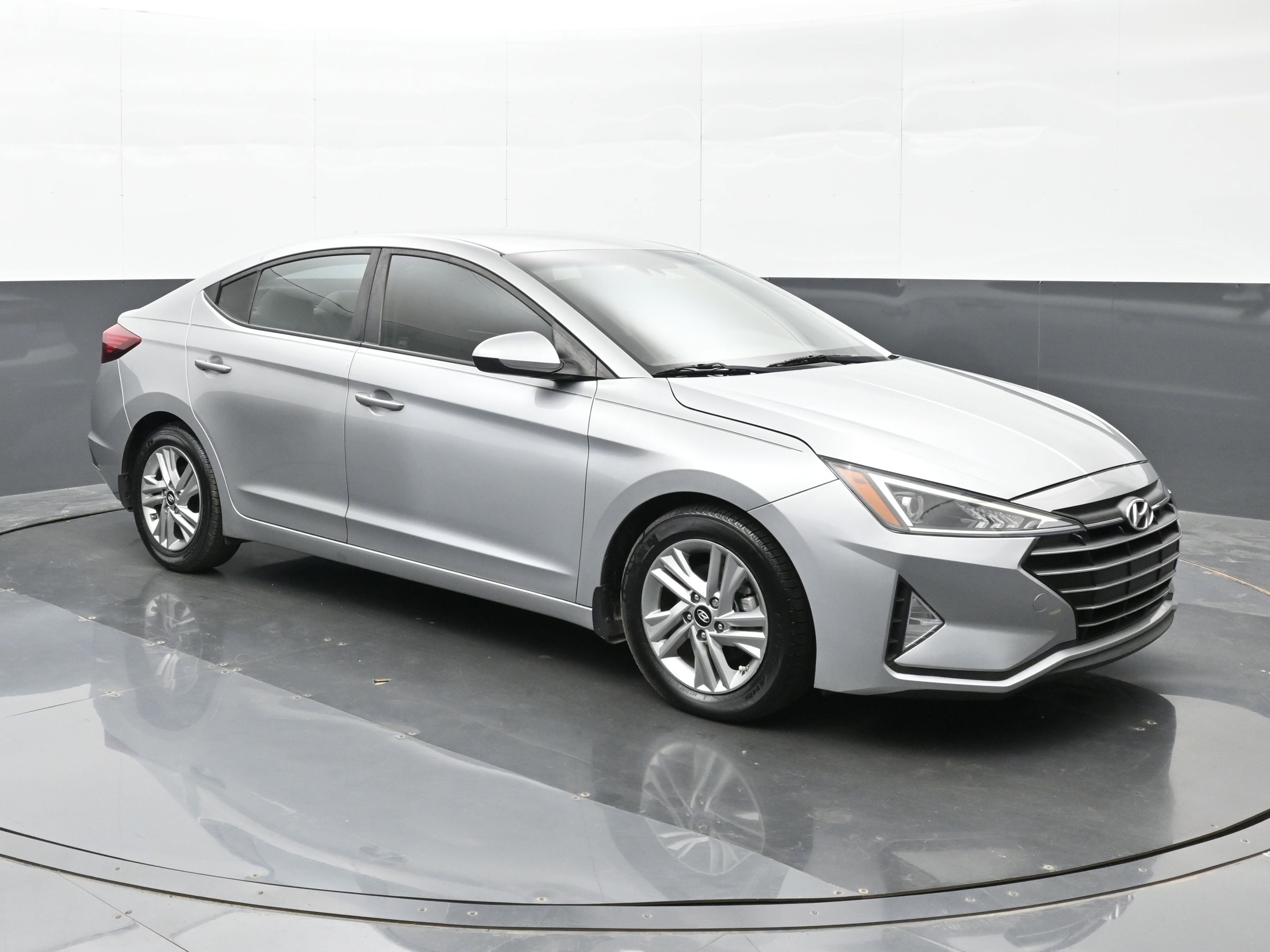 Used 2020 Hyundai Elantra SEL FWD image 6