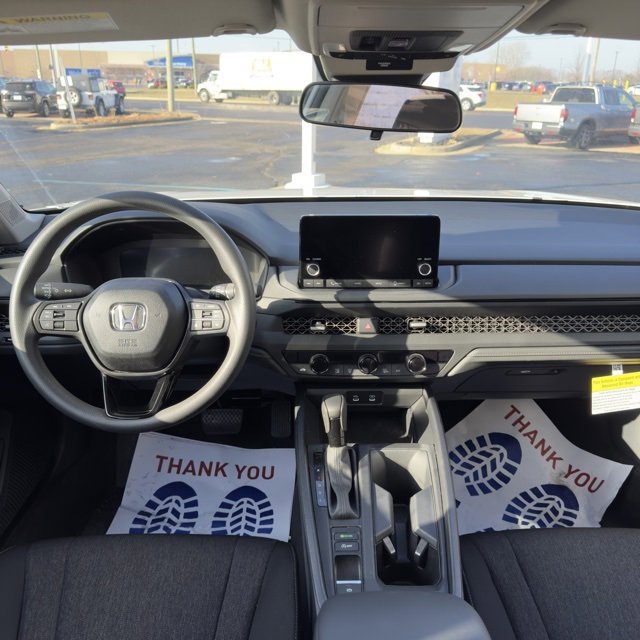 Certified 2025 Honda Accord SE image 14