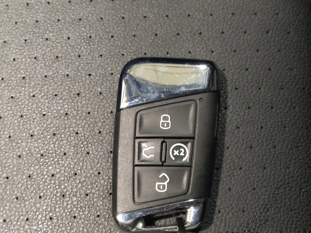 Used 2022 Volkswagen Atlas SEL AWD/4WD image 32