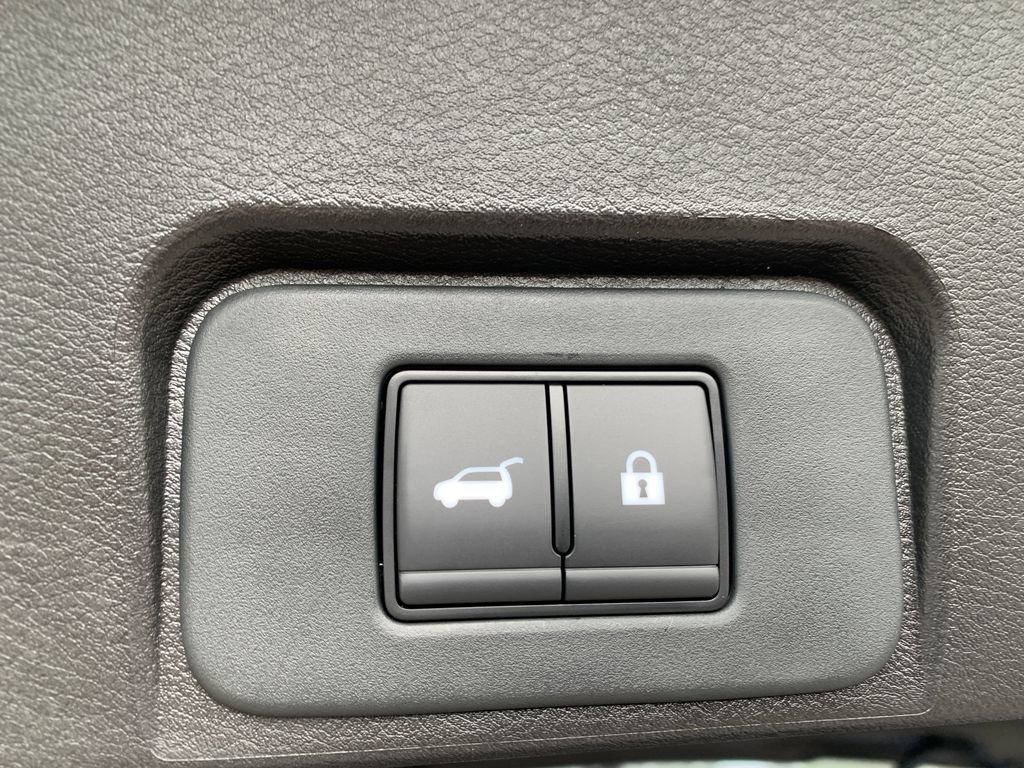 New 2026 Nissan Rogue SV FWD image 6