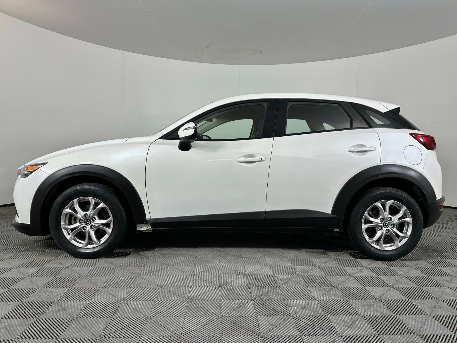 Used 2019 MAZDA CX-3 Sport FWD image 16