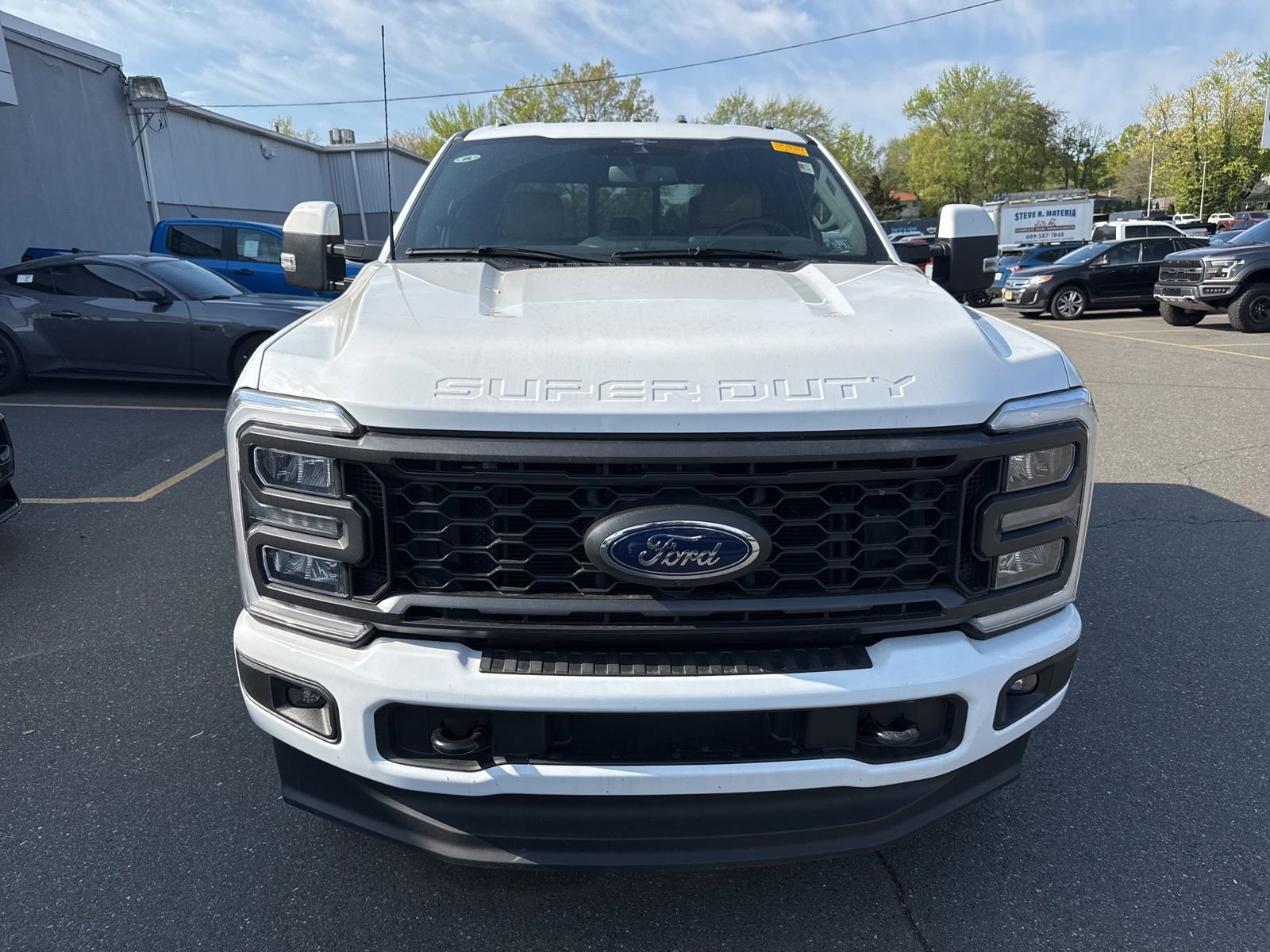 Used 2023 Ford F250 Lariat w/ Sport Appearance Package AWD/4WD image 2