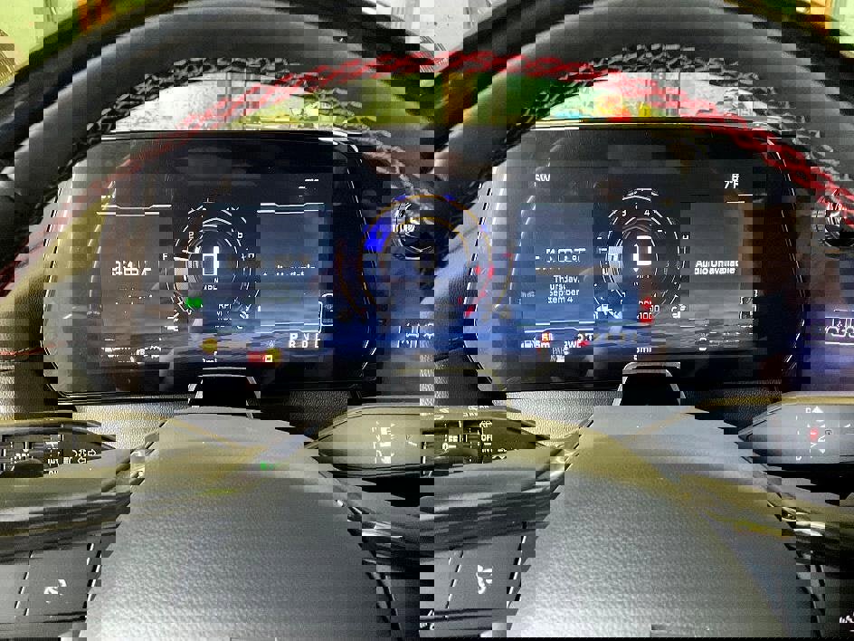 New 2026 Chevrolet Traverse RS w/ LPO, Floor Liner Package image 16