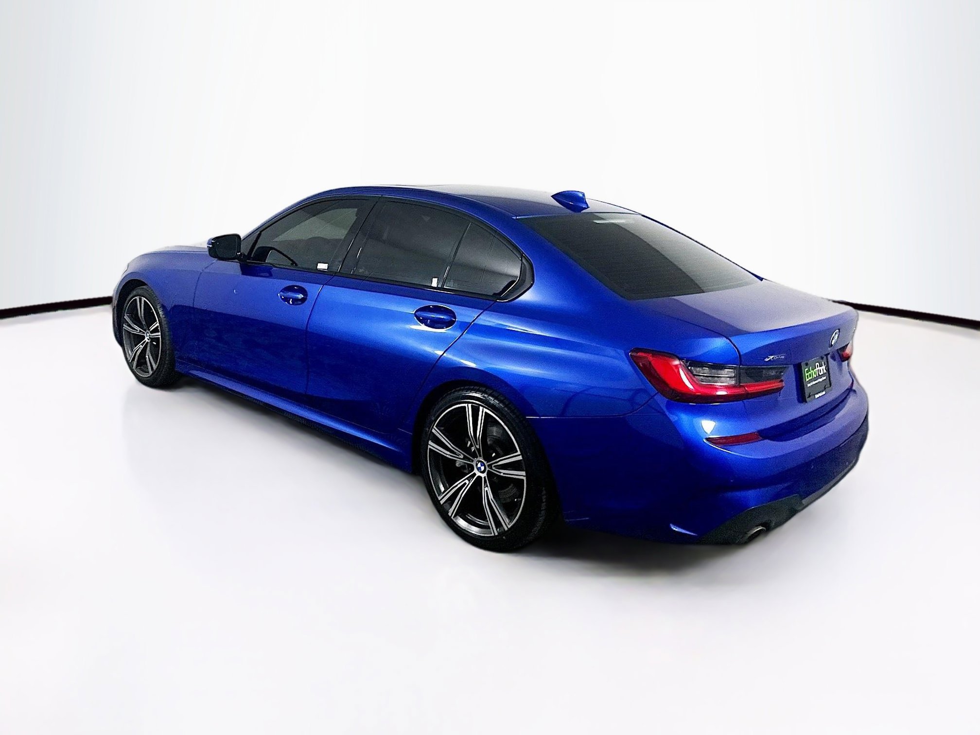 Used 2021 BMW 330i xDrive Sedan w/ M Sport Package image 5