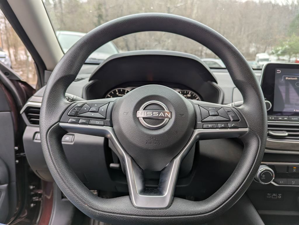 Used 2024 Nissan Altima 2.5 SV image 9