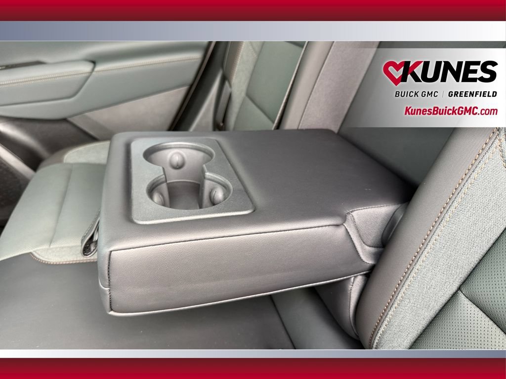 New 2026 GMC Terrain AT4 w/ Convenience Package III AWD/4WD image 29