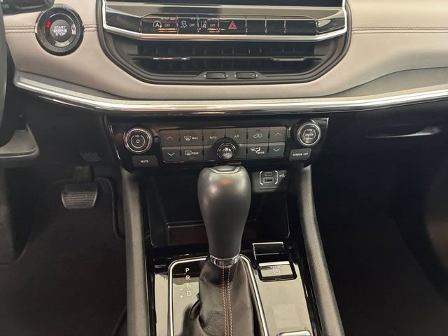 Used 2022 Jeep Compass Limited w/ Elite Group AWD/4WD image 21