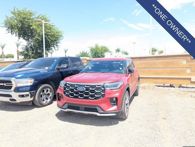 Used 2025 Ford Explorer Platinum w/ Ultimate Package AWD/4WD image 2