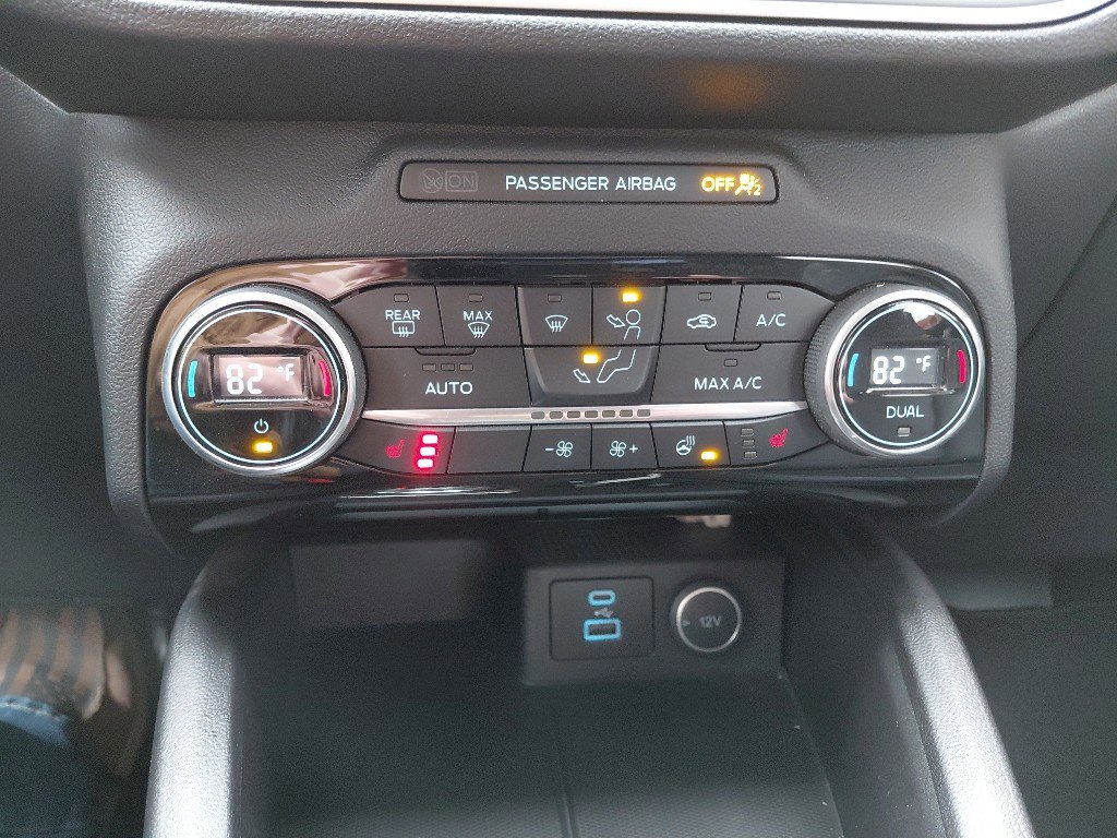 Used 2021 Ford Escape SEL w/ Class II Trailer Tow Package image 22